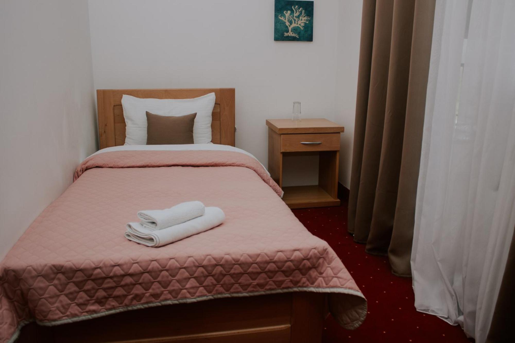Hotel Serdar Mojkovac Habitación foto